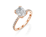 18K Solid Gold 3.25 Ct Natural Diamond Radiant Cut Engagement Ring - Close Up | Riyanika Jewels
