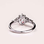 18K Solid Gold 2.32 CT Natural Diamond Oval Cut Vintage Cluster Engagement Ring - Close Up