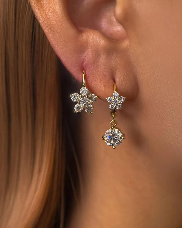 18K Solid Gold 1.2ctw Delicate Floral Natural Diamond Stud Earrings | 18K Solid Gold - Side View | Riyanika Jewels