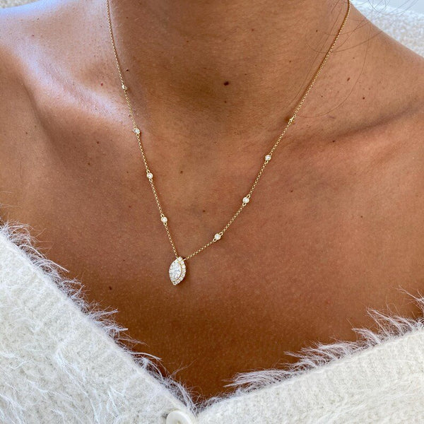 18K Solid Gold Lab Grown Diamond Cluster Pendant Necklace - Side View | Riyanika Jewels