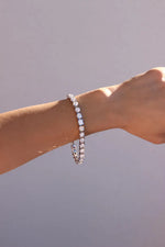 18K Solid Gold Lab Grown Diamond 12.5 Carat Tennis Bracelet - Detail | Riyanika Jewels