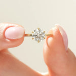 18K Solid Gold 1.00 CT Round Cut Lab Grown Diamond Solitaire Engagement Ring - Close Up | Riyanika Jewels