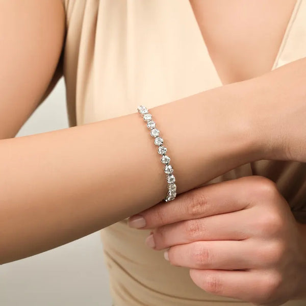 18K Solid Gold Lab Grown Diamond 10 Carat Infinity Tennis Bracelet - Side View | Riyanika Jewels