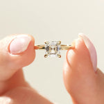 18K Solid Gold 2.00 CT Asscher Cut Natural Diamond Solitaire Engagement Ring - Close Up