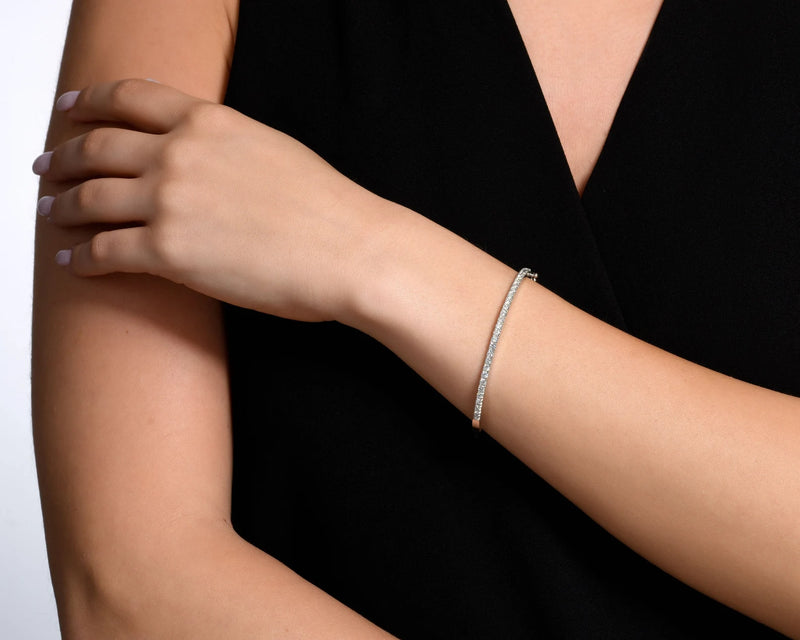 18K Solid Gold Natural Diamond Bangle Bracelet