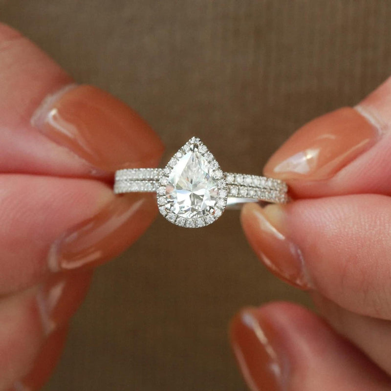 18K Solid Gold 3.80 CT Lab Grown Diamond Pear Cut Halo Bridal Engagement Ring - View 6