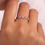 18K Solid Gold 0.18 CT Lab Grown Diamond Chain Link Engagement Ring - Detail | Riyanika Jewels