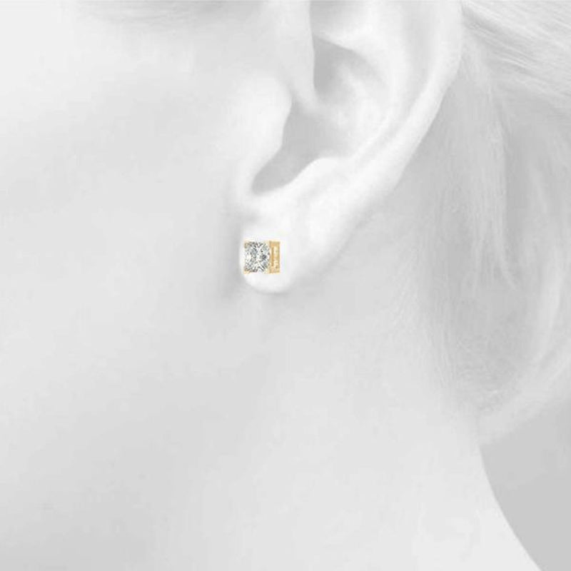 18K Solid Gold Princess-Cut Natural Diamond Stud Earrings - Close Up | Riyanika Jewels