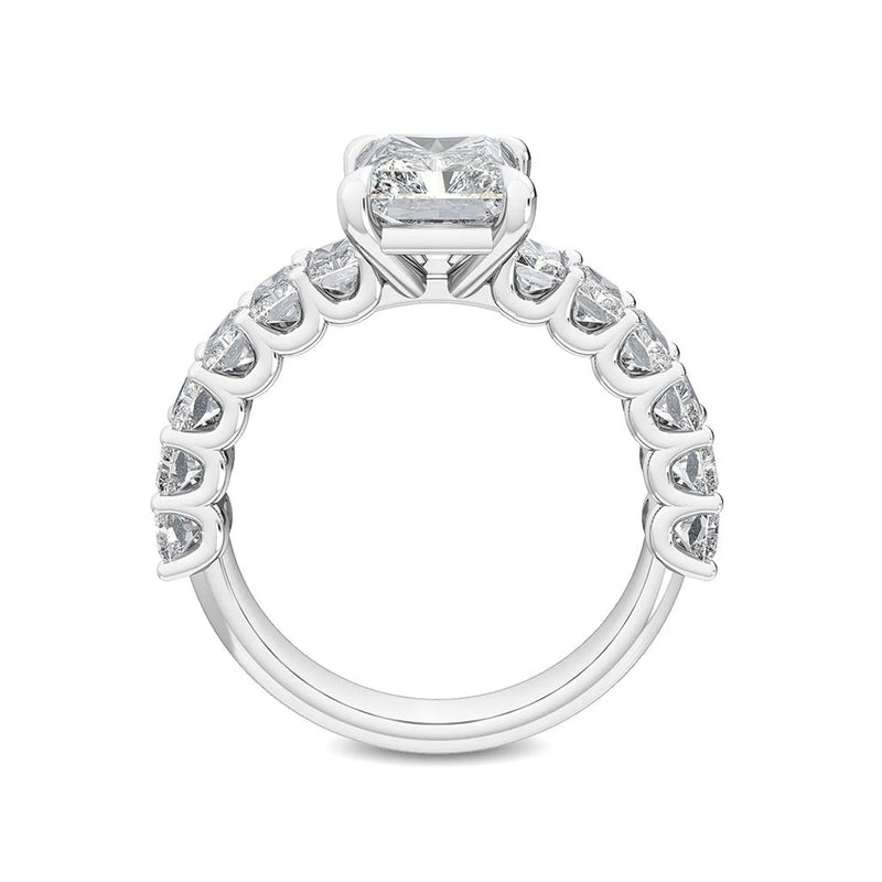 18K Solid Gold 3.58ct Radiant Cut Lab Grown Diamond Engagement Ring - Close Up | Riyanika Jewels