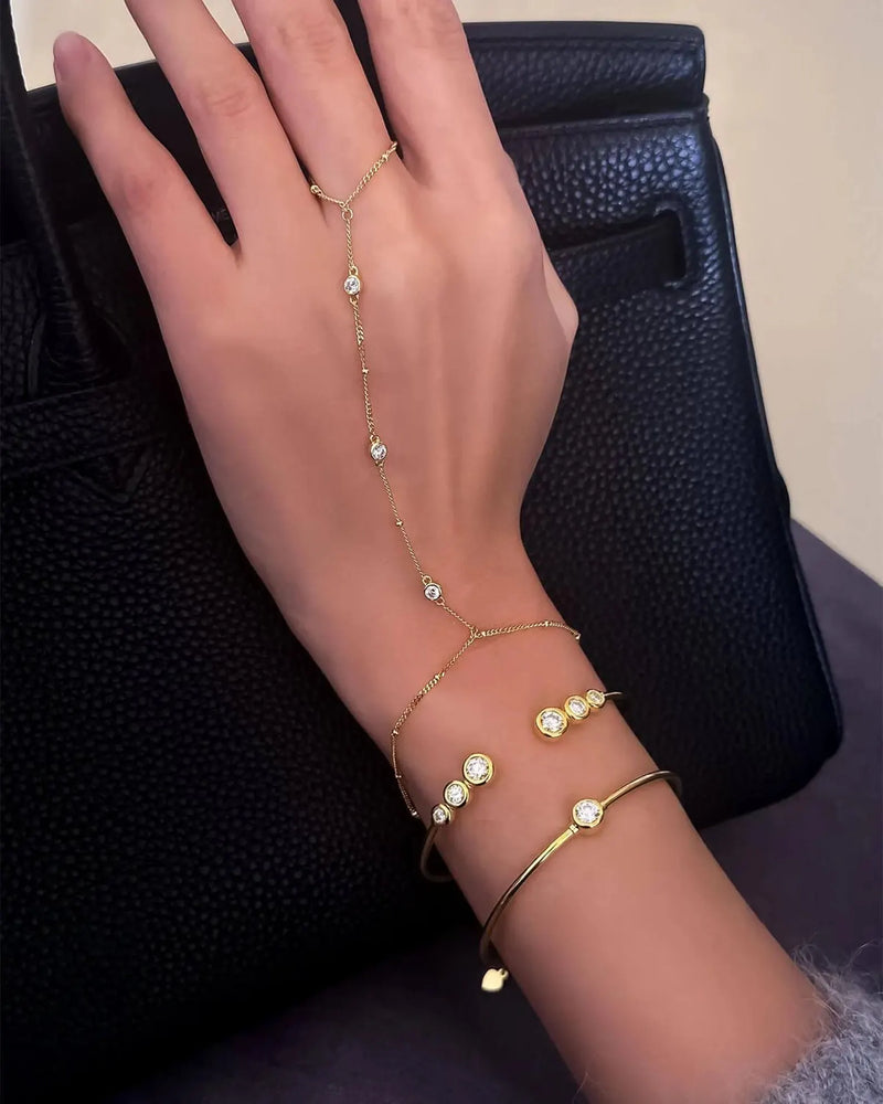 18K Solid Gold 0.3ct Lab Grown Diamond Hand Chain Bracelet | Unique Ring Linked Bracelet | - Detail