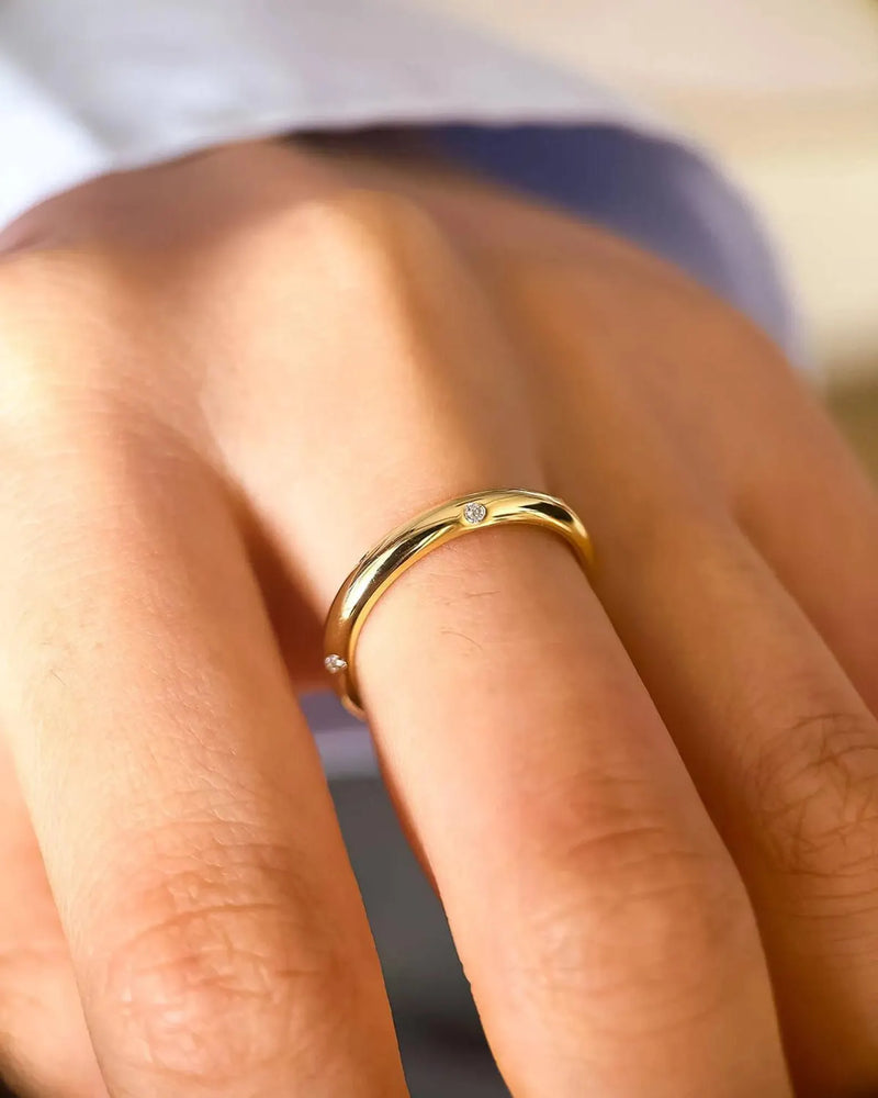 18K Solid Gold Lab Grown Diamond Dainty Band Ring | 18K Gold Stackable Petite Ring - Side View