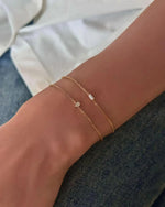 18K Solid Gold 0.2ct Emerald Cut Natural Diamond Bracelet - Detail | Riyanika Jewels