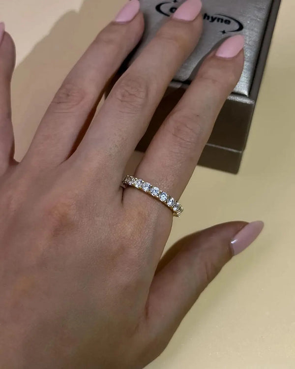 18K Solid Gold 1.5 Carat Lab Grown Diamond 15 Stone Anniversary Ring | 1.5 Carat Diamond - Side View | Riyanika Jewels
