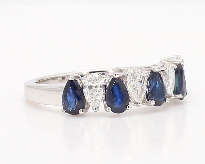 18K Solid Gold Blue Pear Sapphire & Lab Grown Diamond 2.14 Carat Cocktail Band - Detail