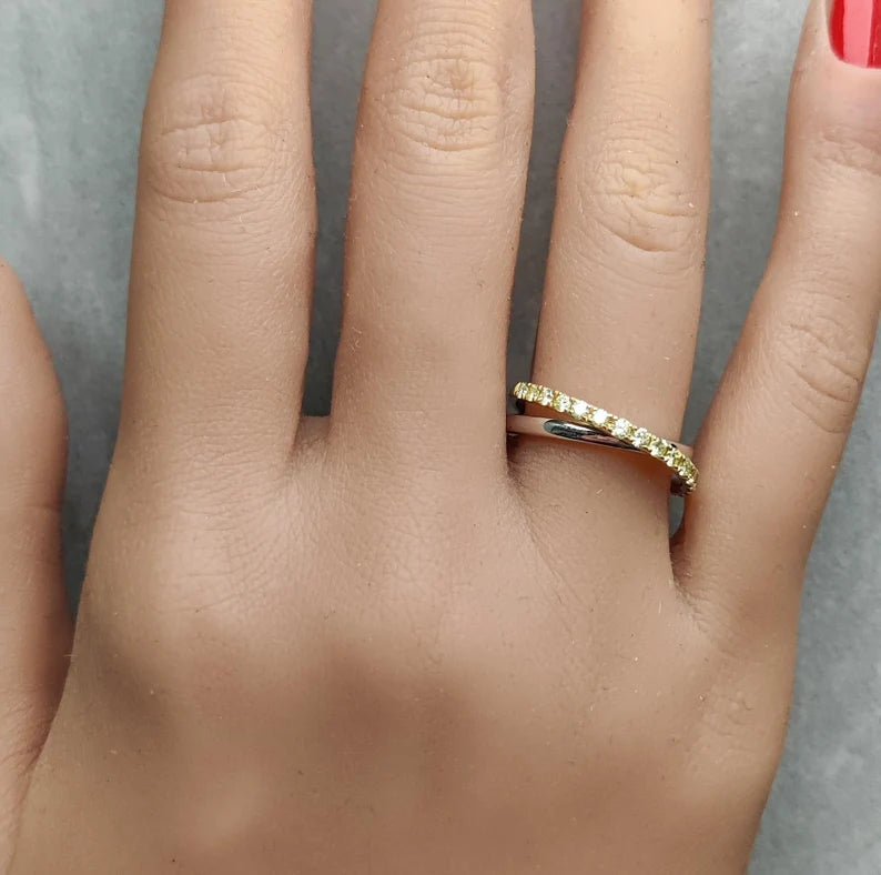 0.47ct Fancy Yellow Diamond Round Cut Wedding Band in 18K Solid Gold | Riyanika