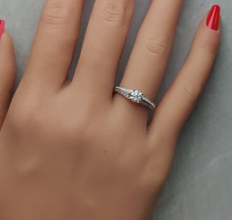 18K Solid Gold Round Lab Grown Diamond 0.71 Carat Engagement Ring - Alternate Angle