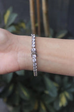 18K Solid Gold Lab Grown Diamond Infinity Tennis Bracelet - Close Up | Riyanika Jewels
