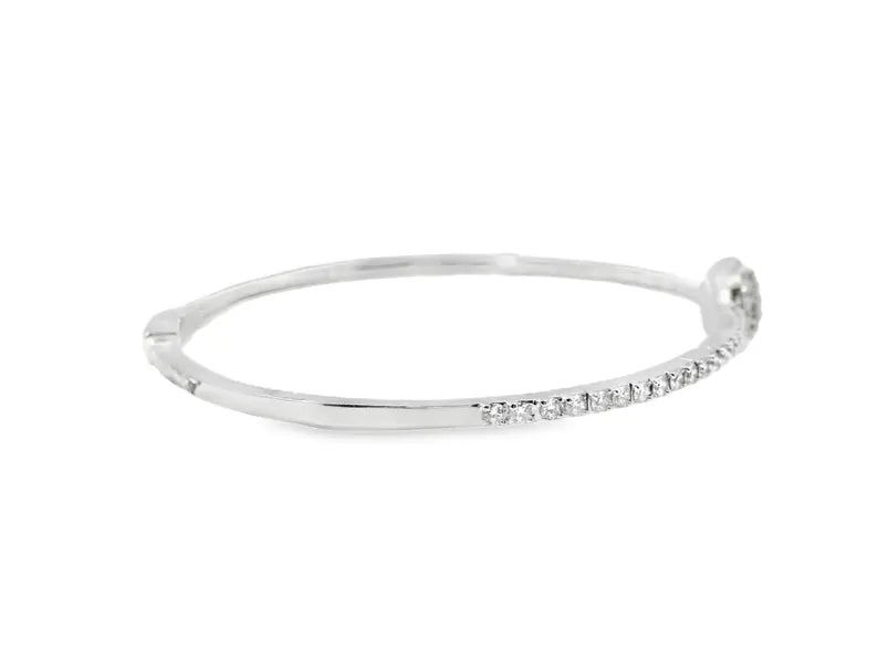 18K Solid Gold 1.14 Carat Lab Grown Diamond Bangle - Close Up | Riyanika Jewels