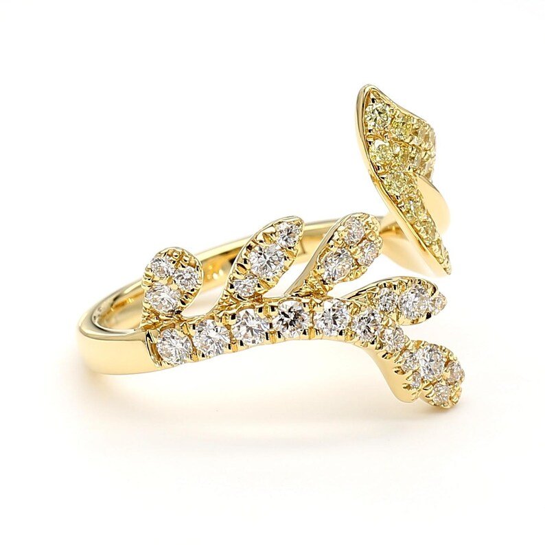 0.76ct Fancy Yellow Diamond Round Cut Cocktail Band in 18K Solid Gold | Riyanika