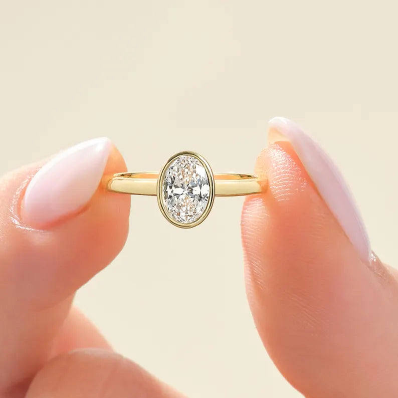 18K Solid Gold 2.00 CT Oval Cut Natural Diamond Bezel Engagement Ring - Close Up | Riyanika Jewels
