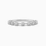 18k Solid Gold Round Natural Diamond Ring For Anniversary Gift - Detail | Riyanika Jewels