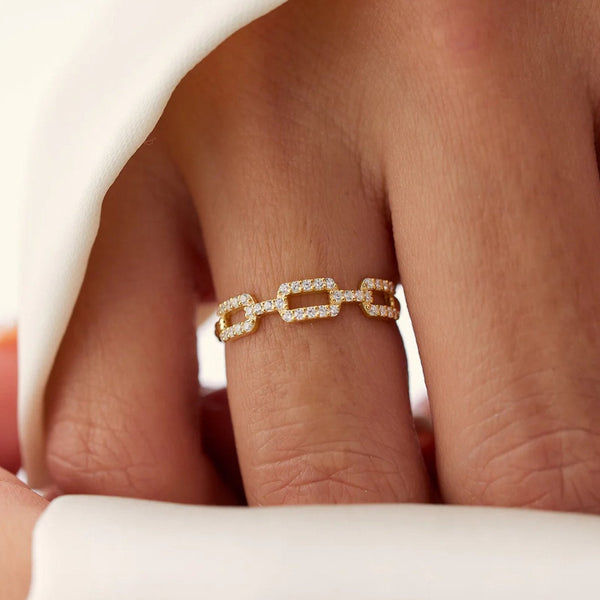 14K 0.38ct Lab Grown Diamond Twisted Engagement Ring