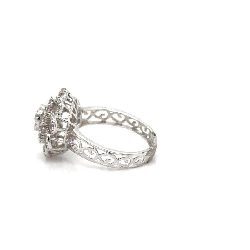 18K Solid Gold 1.00 CTW Natural Diamond Flower Ring - Detail | Riyanika Jewels
