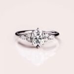 18K Solid Gold 2.32 CT Natural Diamond Oval Cut Vintage Cluster Engagement Ring